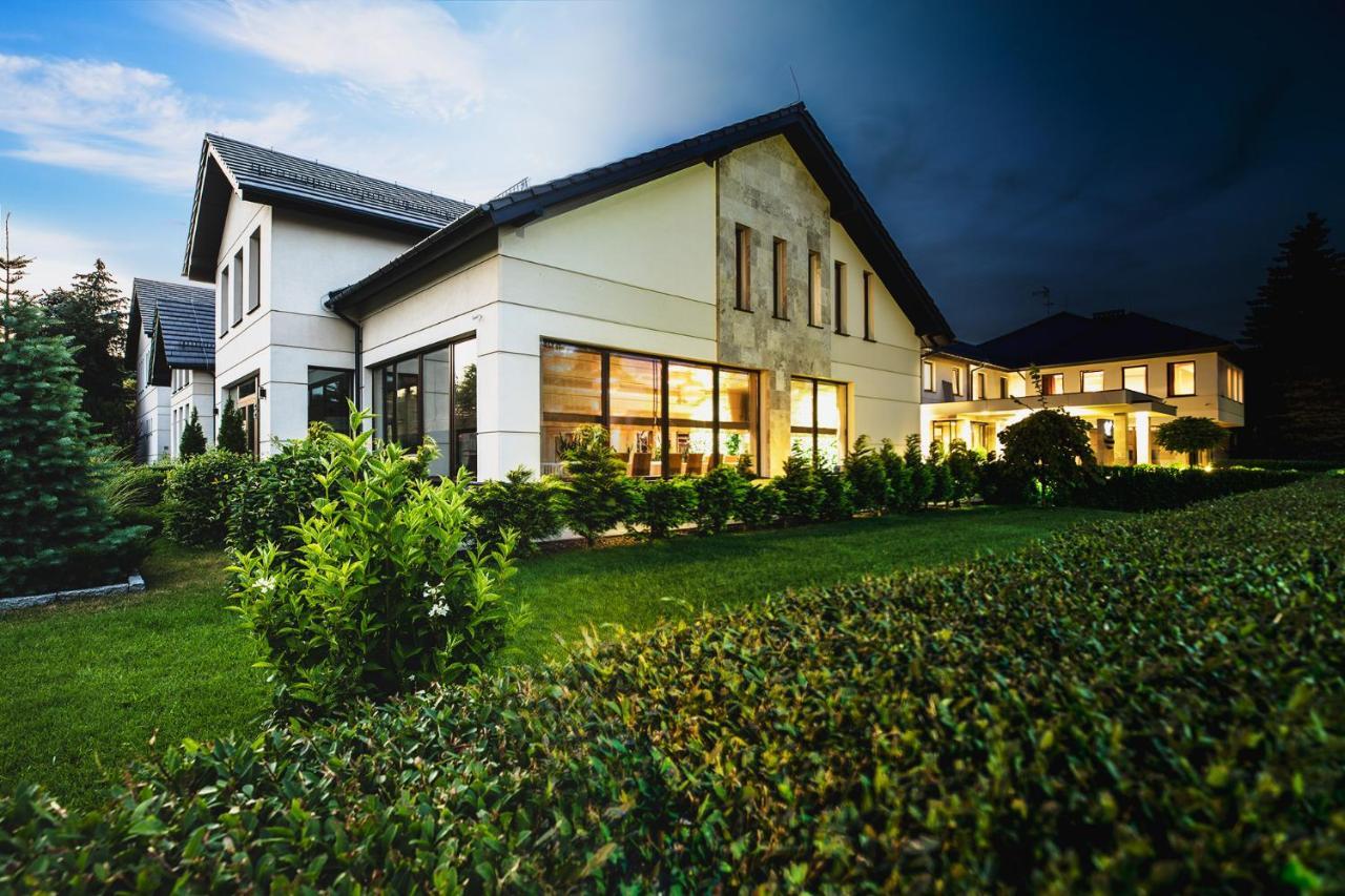 Hotel Amazonka Conference And Spa Ciechocinek Exteriör bild
